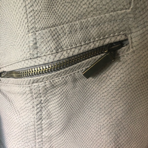 Leather Jacket - Picture 5 of 8